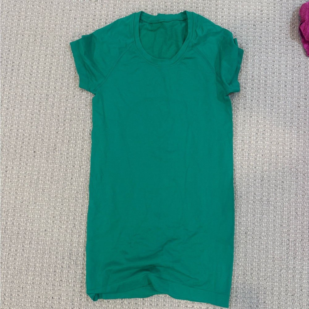 Lululemon short sleeve swiftly tech